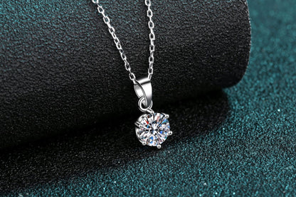 All-match High-grade Moissanite Six-claw Pendant Clavicle Chain 925 Silver Necklace Female