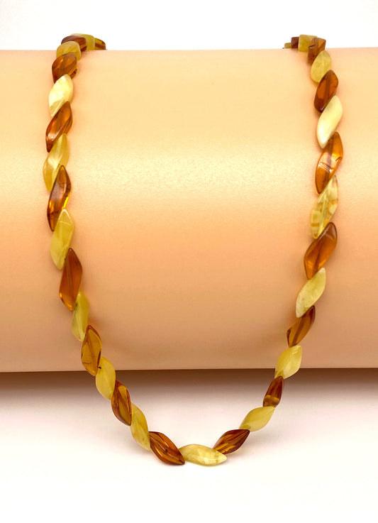 Snake - elegant amber necklace