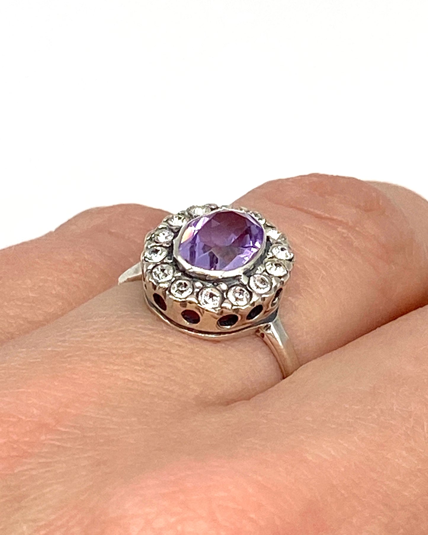 Classic - Lavender Ring
